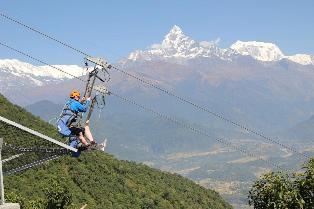 Club ES Deurali Resort Pokhara Exterior foto