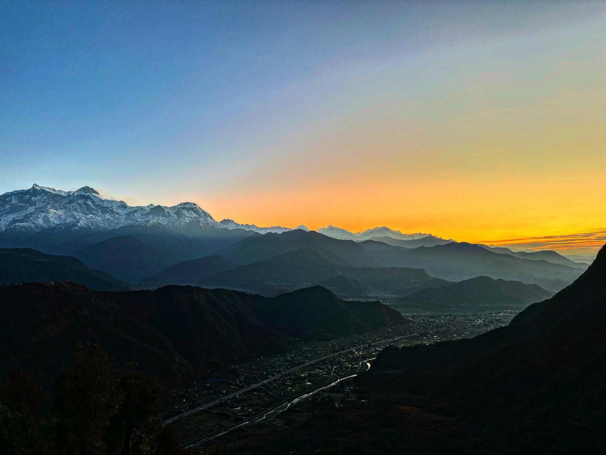 Club ES Deurali Resort Pokhara Exterior foto