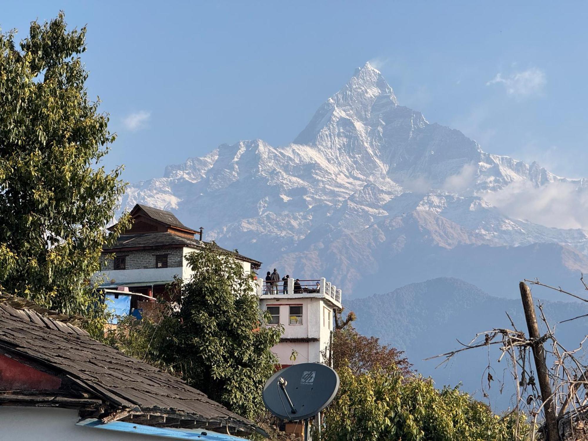 Club ES Deurali Resort Pokhara Exterior foto
