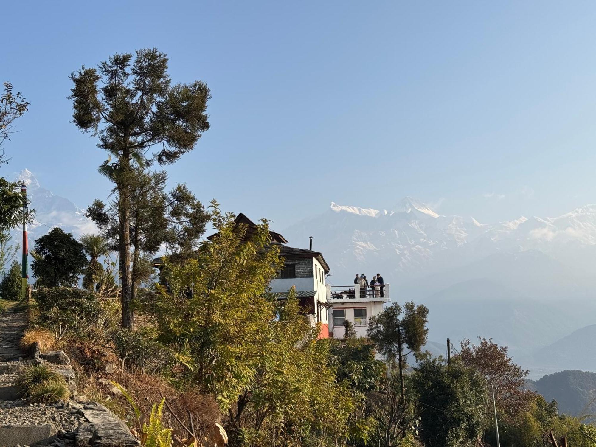 Club ES Deurali Resort Pokhara Exterior foto