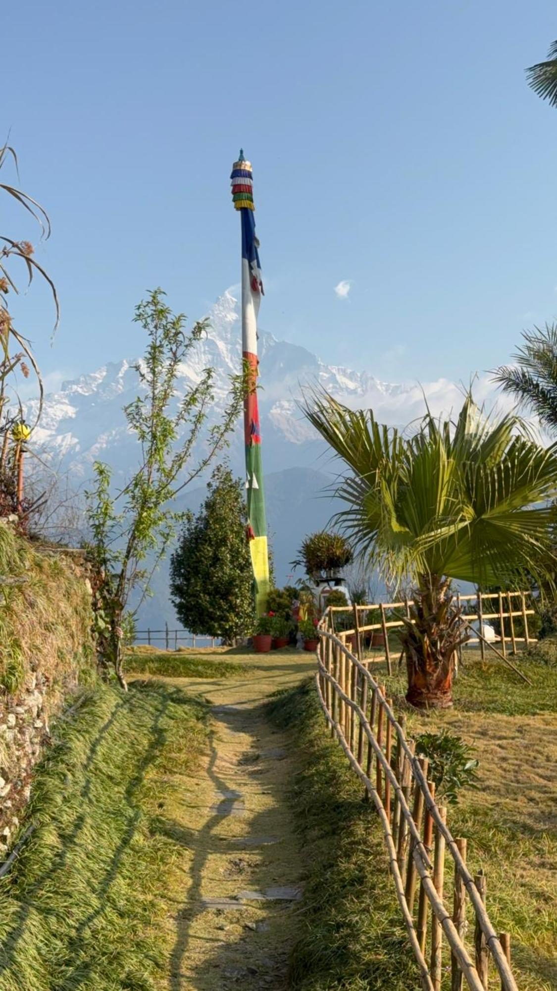 Club ES Deurali Resort Pokhara Exterior foto
