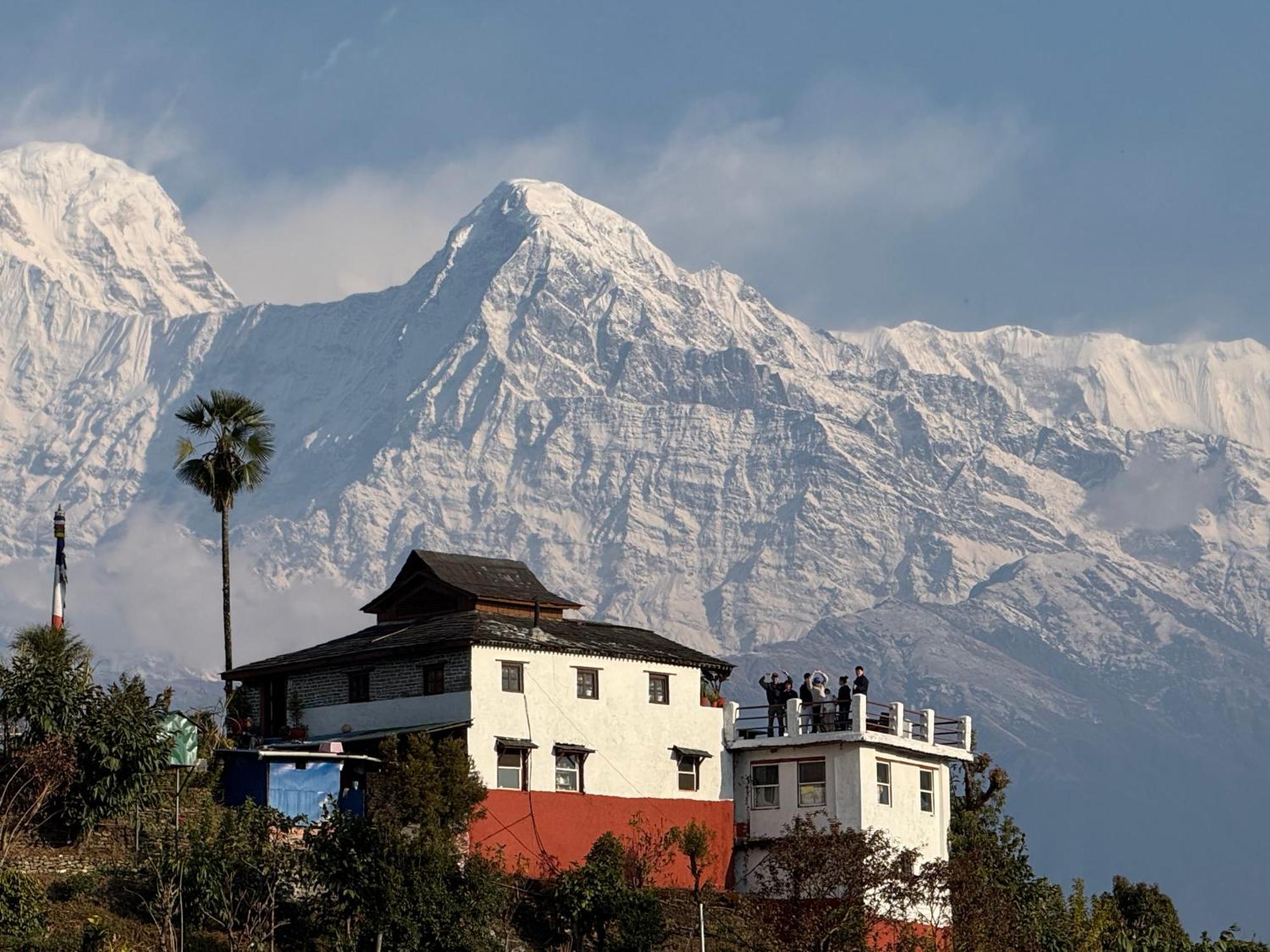 Club ES Deurali Resort Pokhara Exterior foto